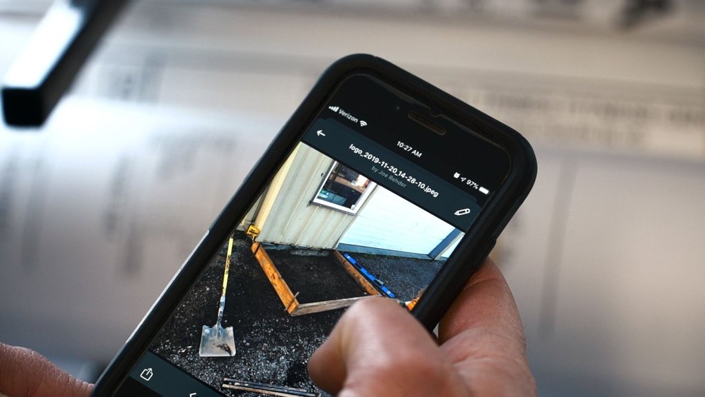 construction site photo on mobile phone.