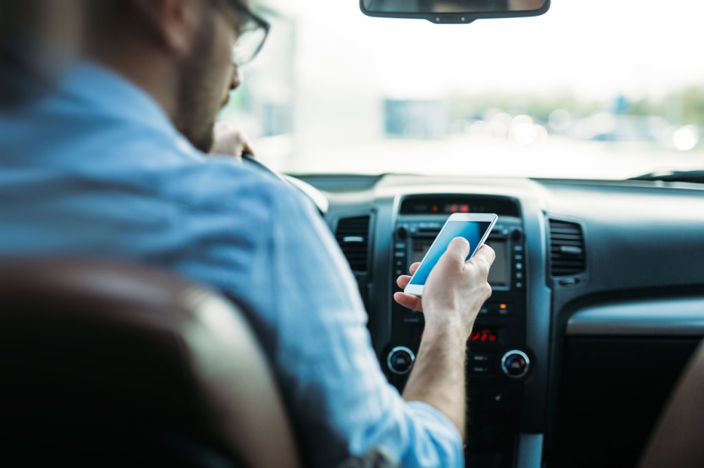distracted driver texting while driving.